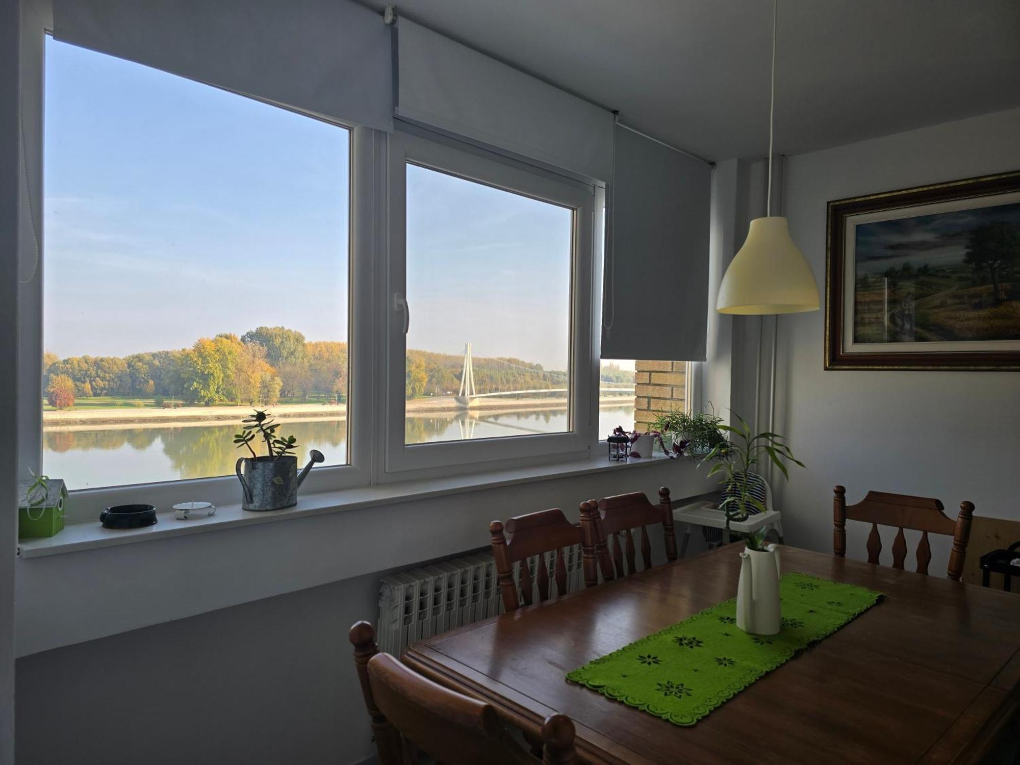 Riverview Apartment โอซีเยก ภายนอก รูปภาพ