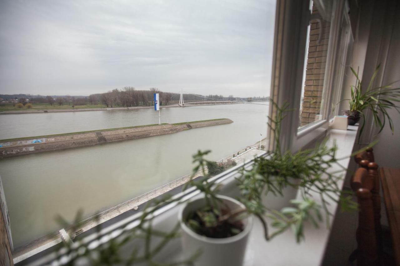 Riverview Apartment โอซีเยก ภายนอก รูปภาพ