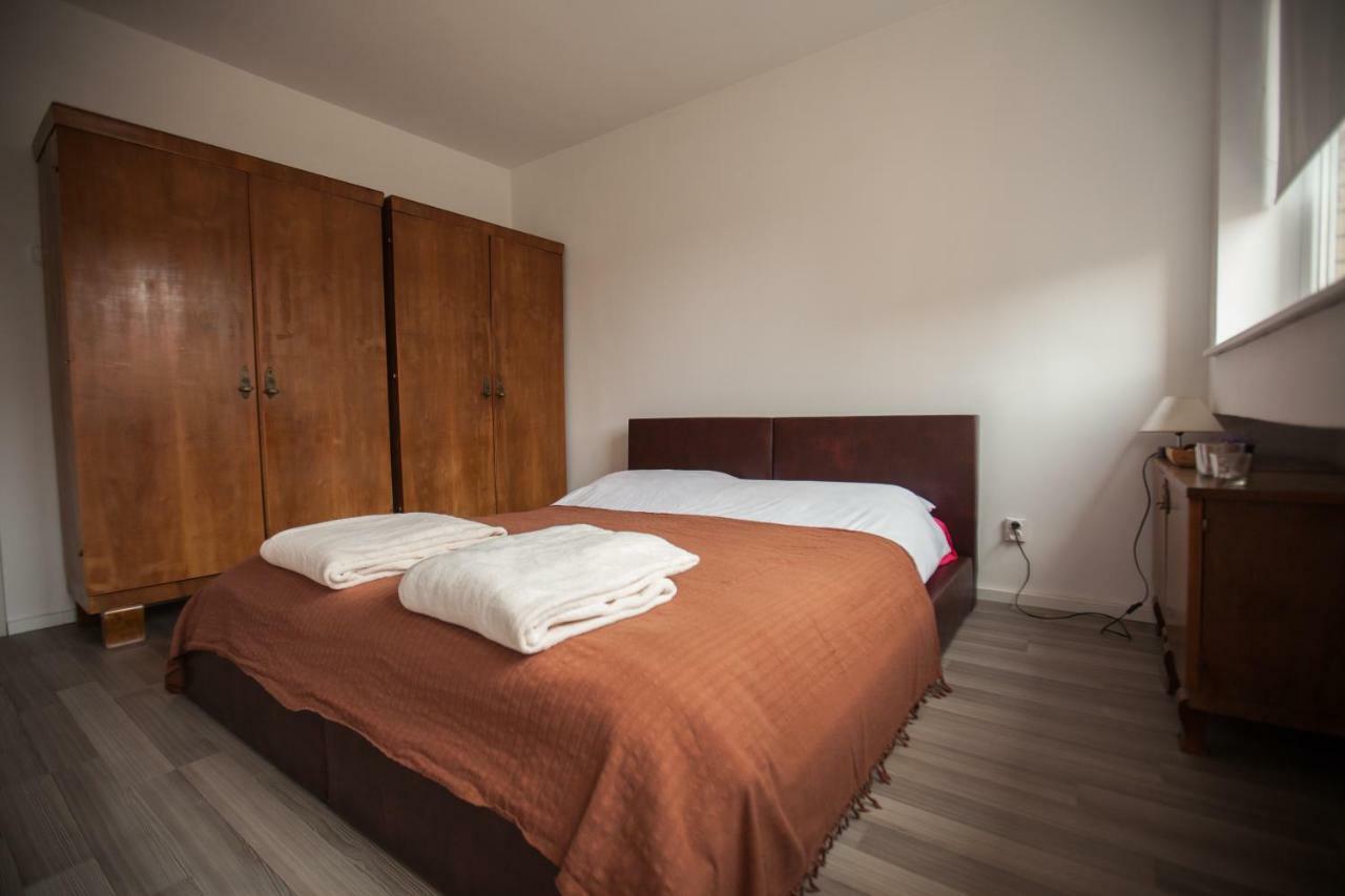 Riverview Apartment โอซีเยก ภายนอก รูปภาพ