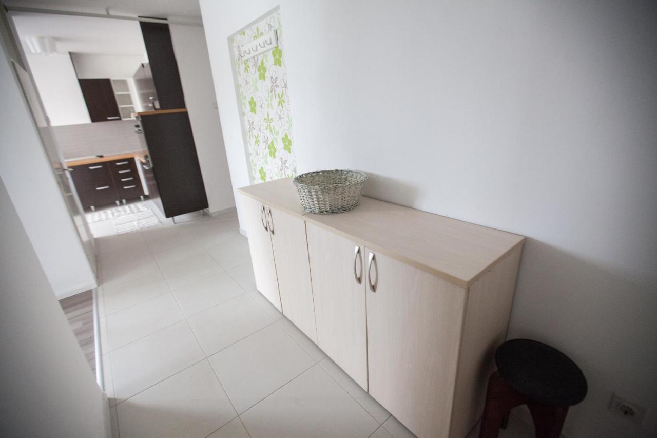 Riverview Apartment โอซีเยก ห้อง รูปภาพ